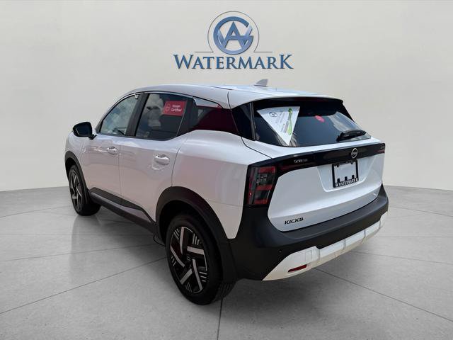 Certified 2025 Nissan Kicks SV w/ Charging Package FWD image 2
