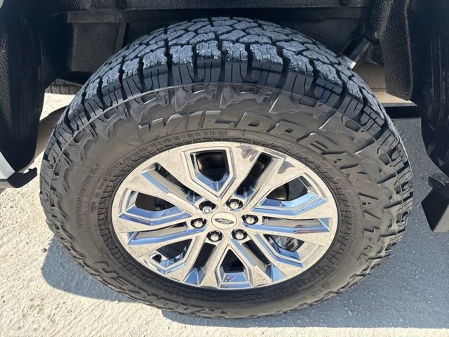 Used 2024 Ford F150 Lariat w/ FX4 Off-Road Package image 29