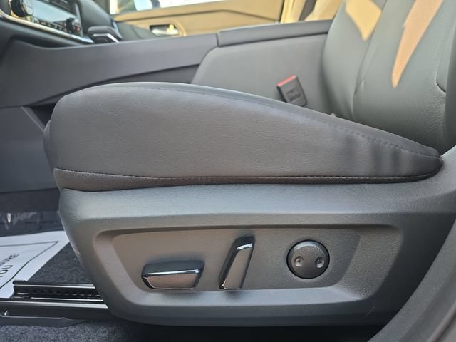 New 2026 Nissan Rogue Dark Armor FWD image 31