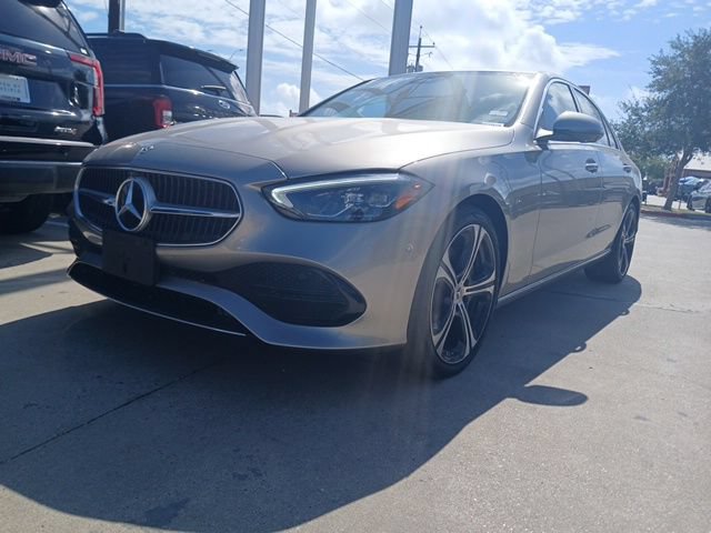 Used 2024 Mercedes-Benz C 300 Sedan image 3