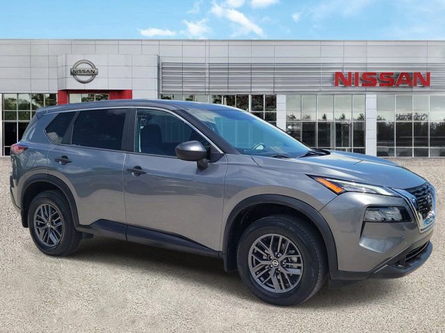 Certified 2021 Nissan Rogue S FWD image 2