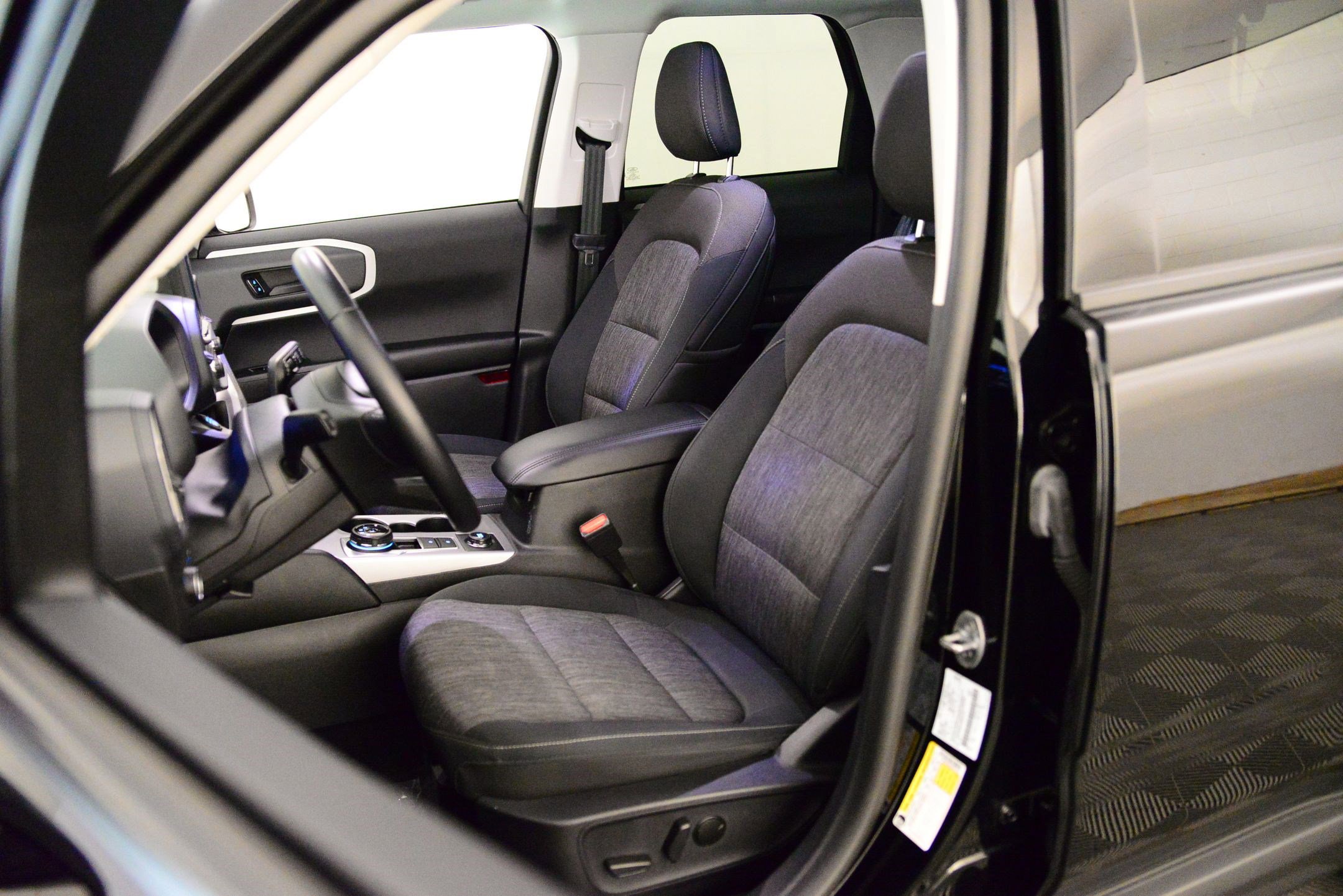 Used 2022 Ford Bronco Sport Big Bend w/ Convenience Package image 4