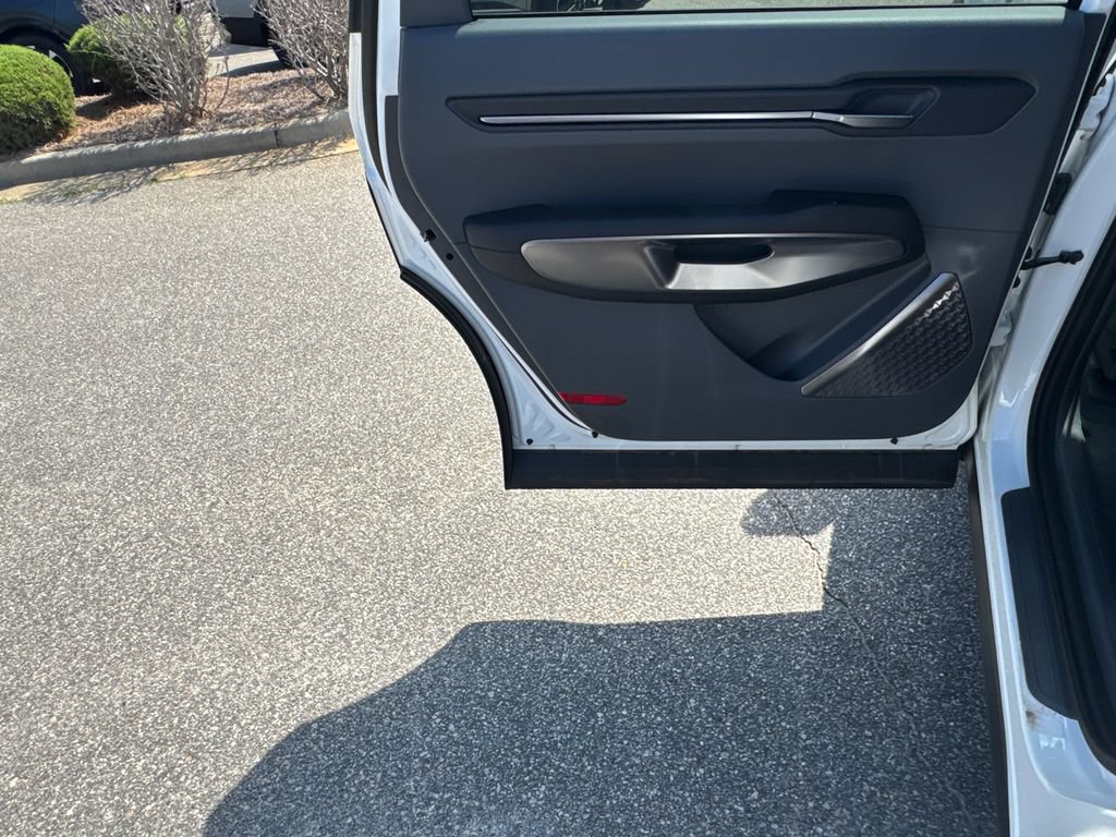 New 2024 Kia EV9 Light RWD image 22