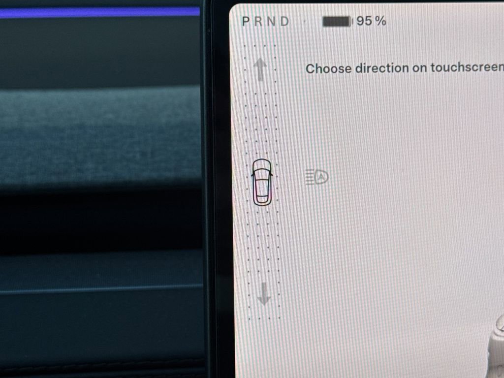Used 2026 Tesla Model Y AWD image 24