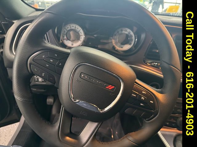 Used 2018 Dodge Challenger T/A image 19