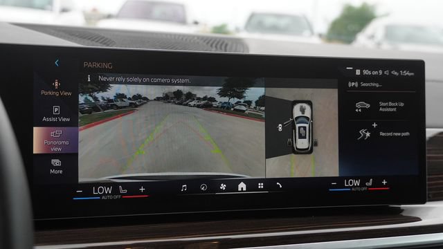 Used 2026 BMW X5 xDrive40i AWD/4WD image 25