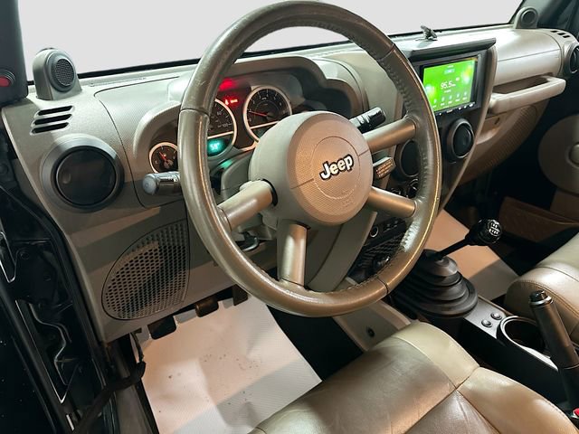 Used 2010 Jeep Wrangler Unlimited Rubicon w/ Dual Top Group image 10