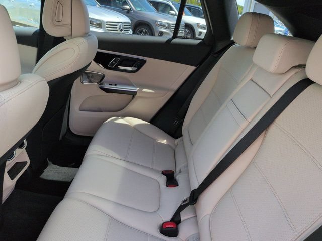 New 2026 Mercedes-Benz GLC 300 image 14