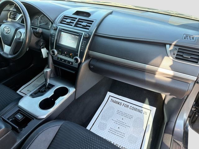 Used 2013 Toyota Camry SE image 11