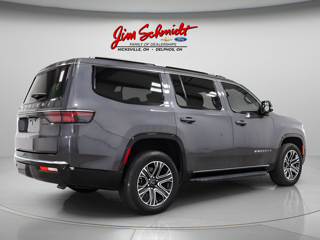 Used 2025 Jeep Wagoneer Series II w/ 8-Passenger Seating Package AWD/4WD image 6