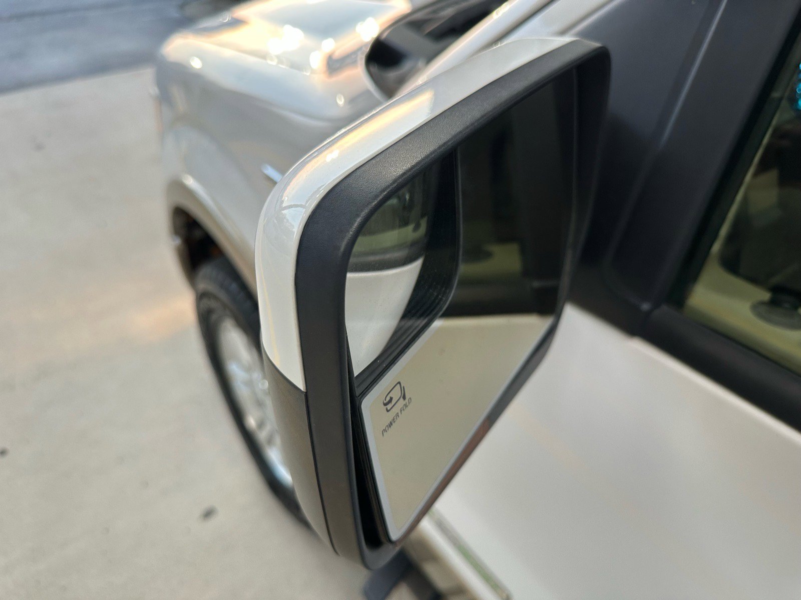 Used 2014 Ford F150 Lariat w/ Equipment Group 501A Mid image 19