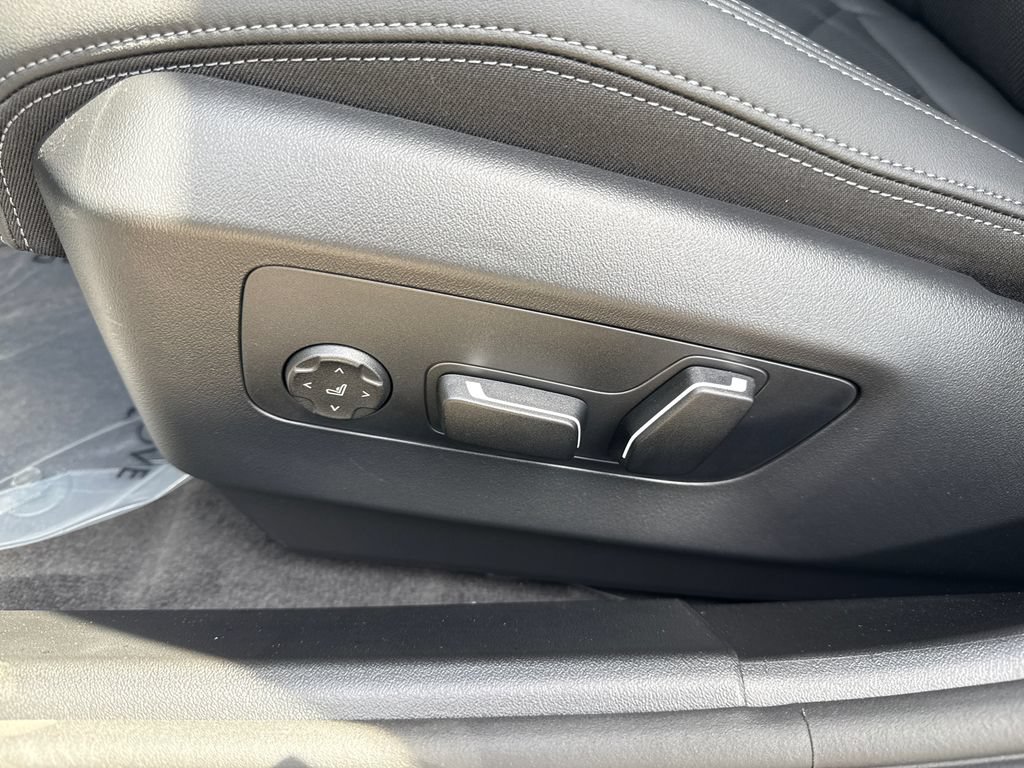 New 2026 BMW 530i w/ Premium Package RWD image 22
