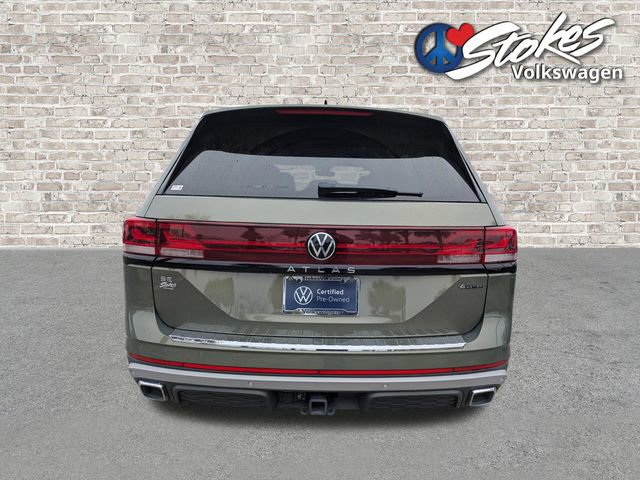 Certified 2025 Volkswagen Atlas Peak Edition SE image 5