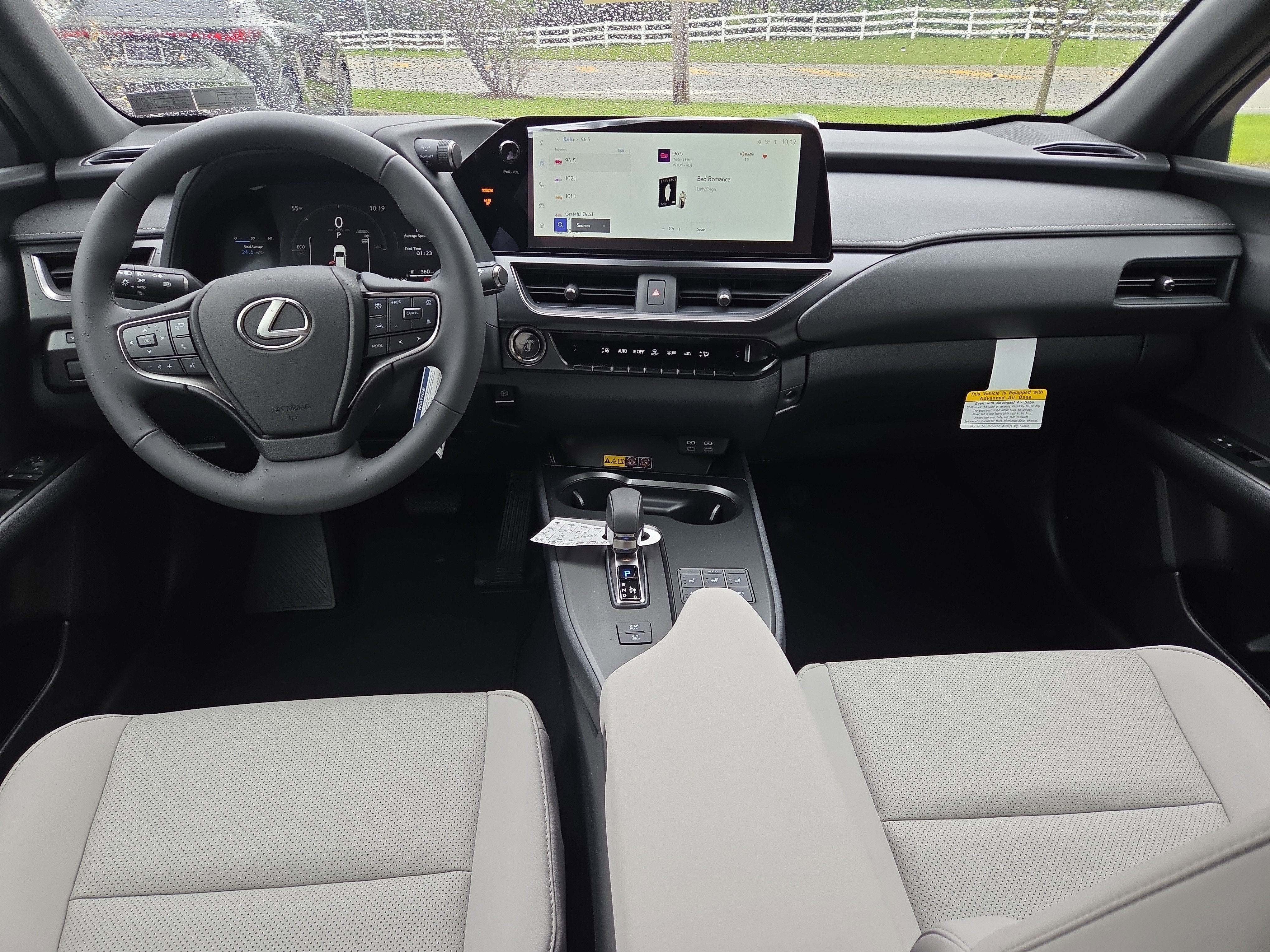 New 2025 Lexus UX 300h AWD image 10