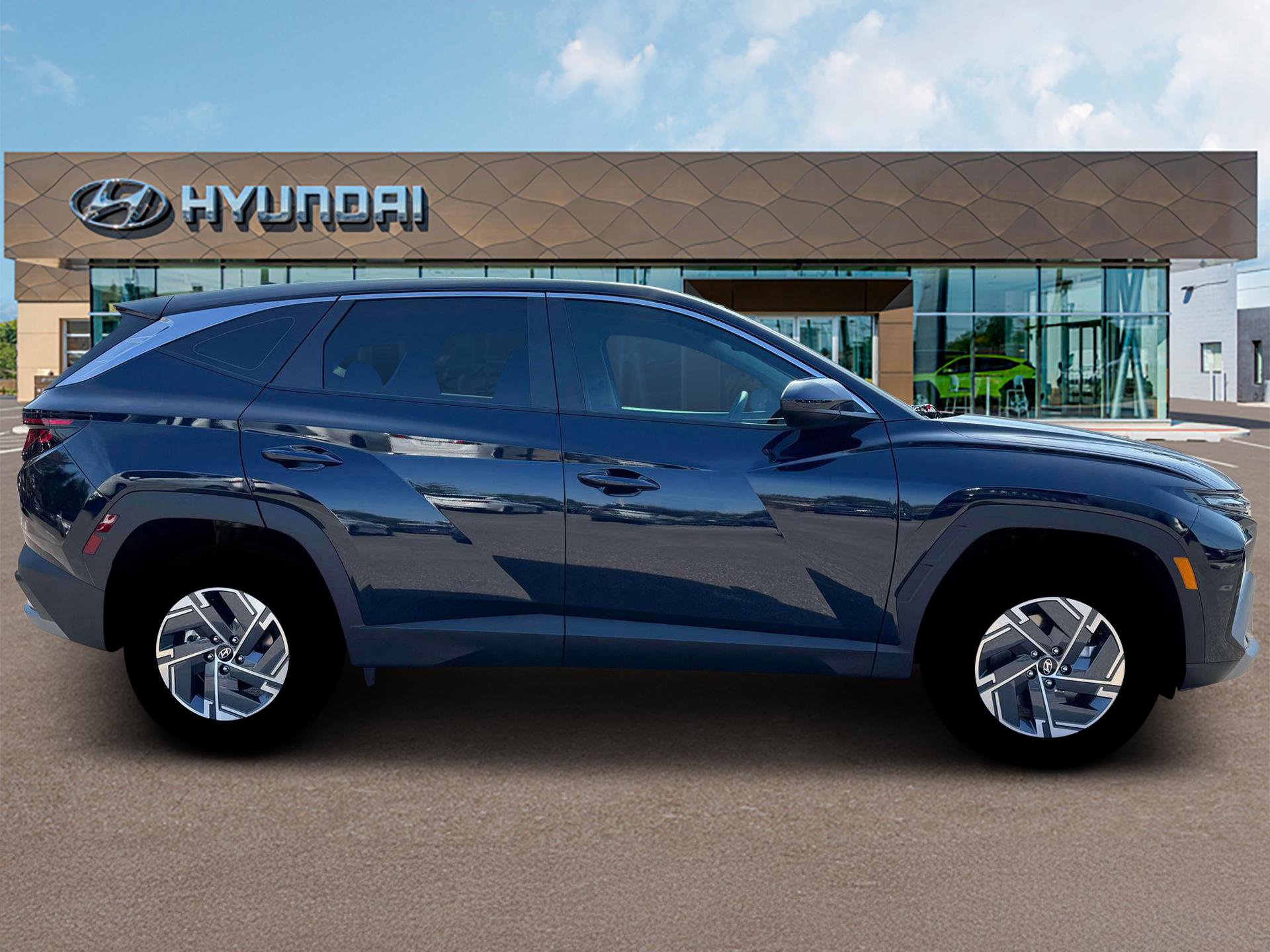 New 2026 Hyundai Tucson Blue SE image 9