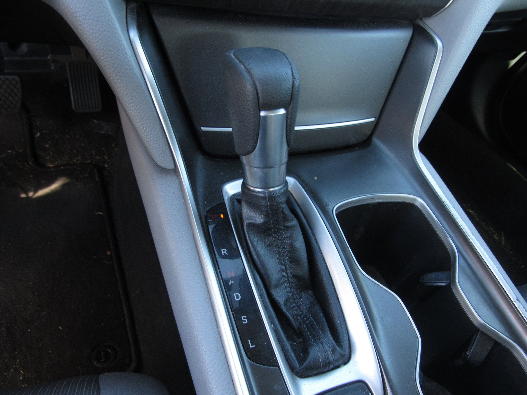 Used 2018 Honda Accord EX image 17