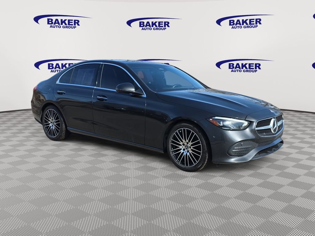 Used 2022 Mercedes-Benz C 300 4MATIC Sedan image 3