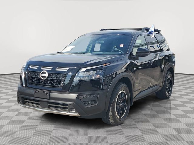 Used 2025 Nissan Pathfinder Rock Creek image 2