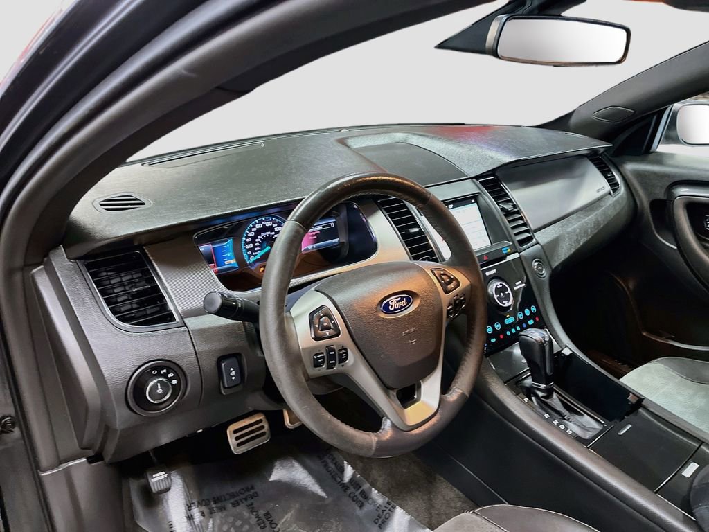 Used 2018 Ford Taurus SHO w/ Sho Performance Package image 9