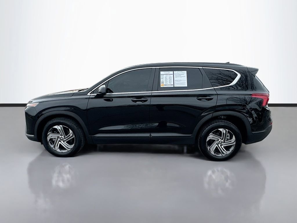 Used 2023 Hyundai Santa Fe SE w/ Cargo Package image 4