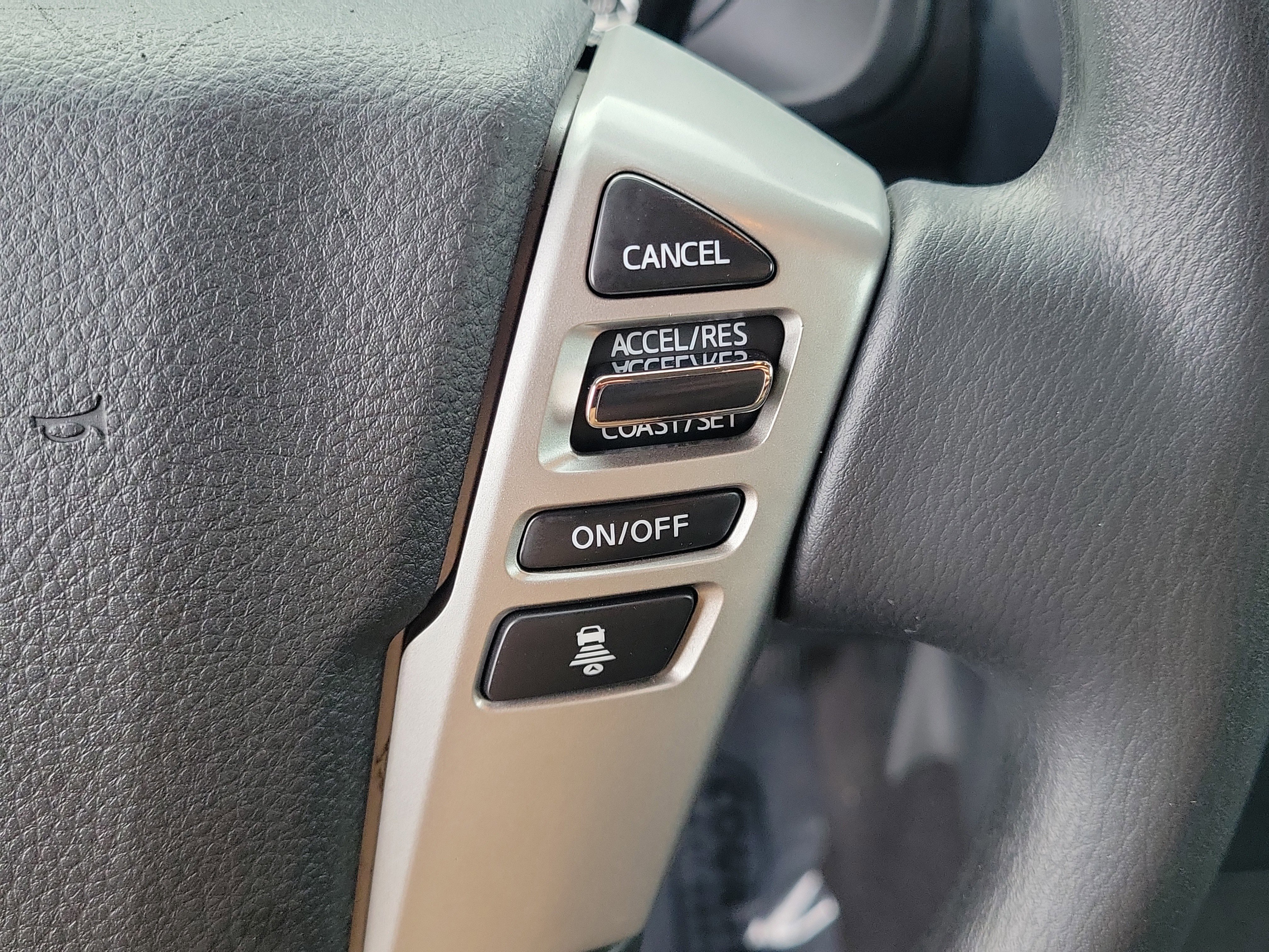 Certified 2023 Nissan Titan SV image 26