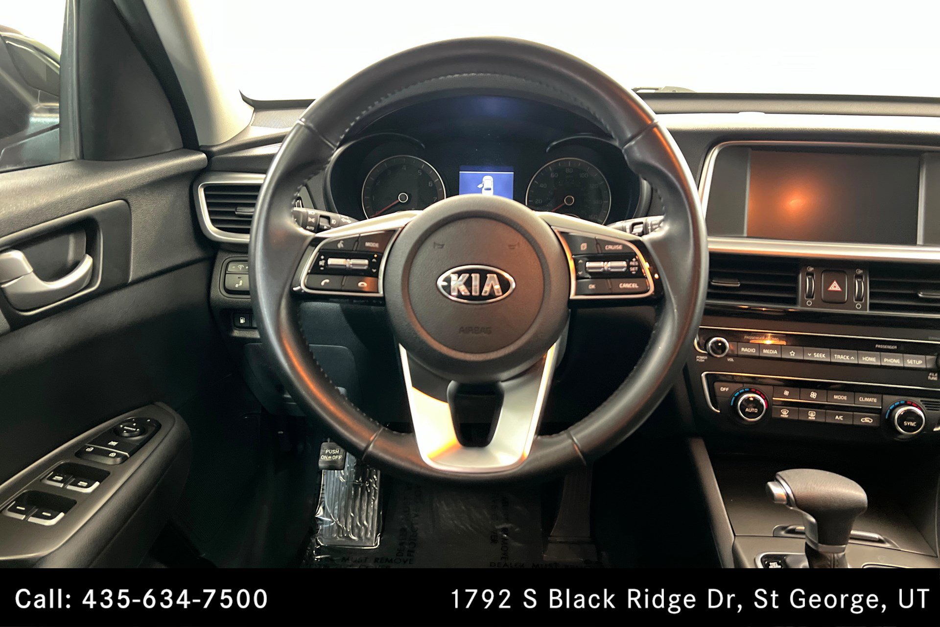 Used 2019 Kia Optima S image 12