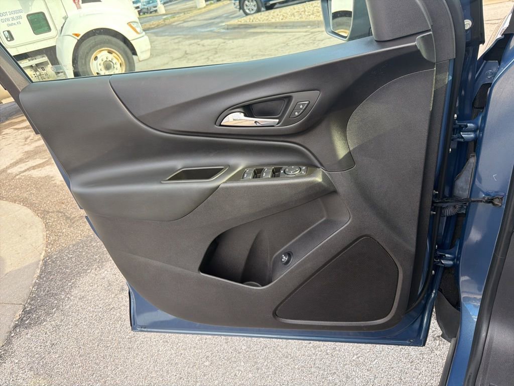 Certified 2024 Chevrolet Equinox LT image 35