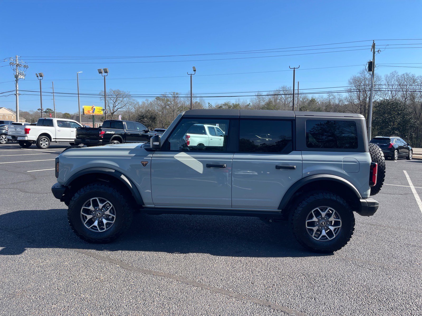 Used 2024 Ford Bronco Badlands AWD/4WD image 13