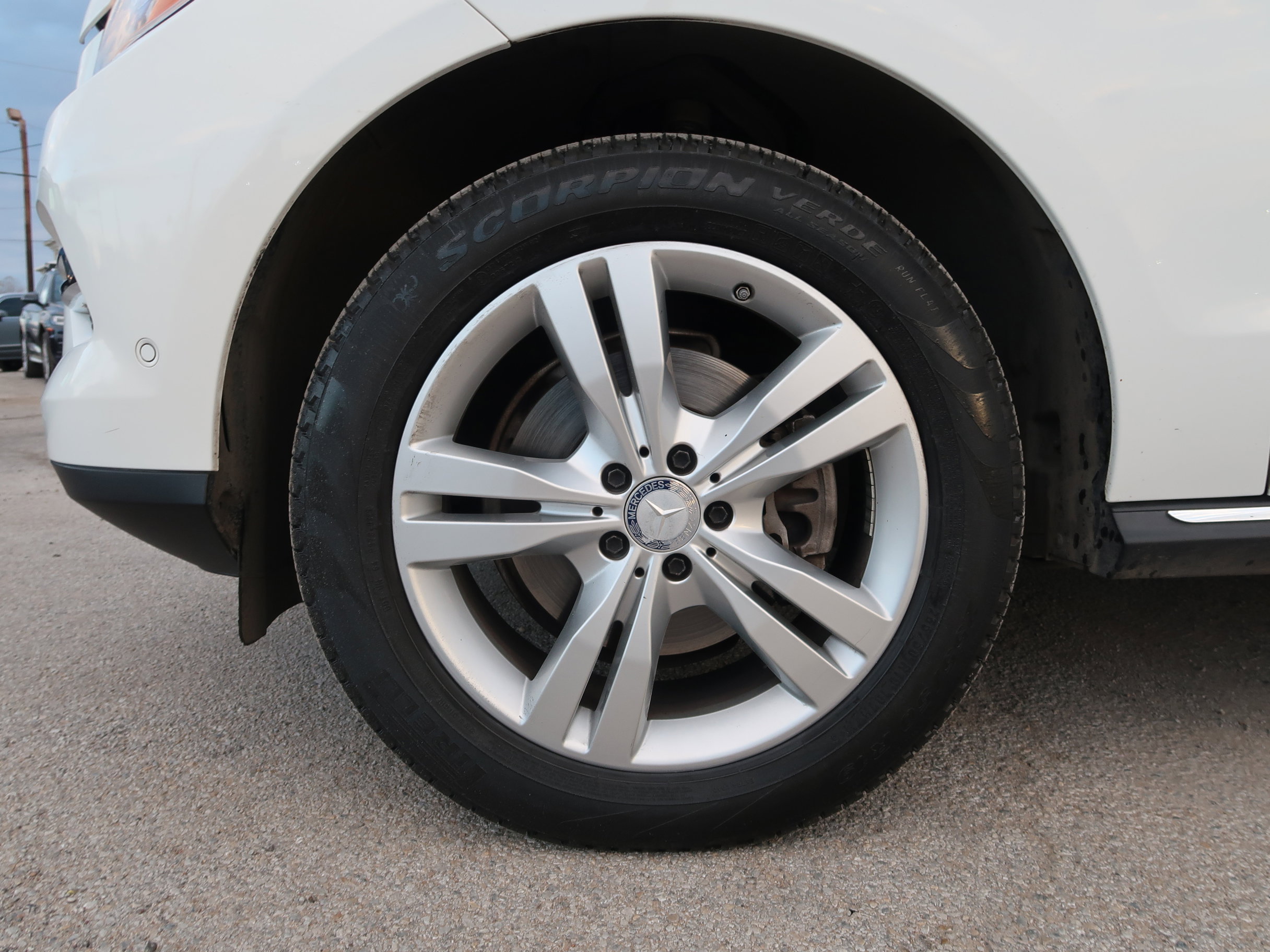 Used 2015 Mercedes-Benz ML 250 BlueTEC 4MATIC w/ Premium 1 Package image 45