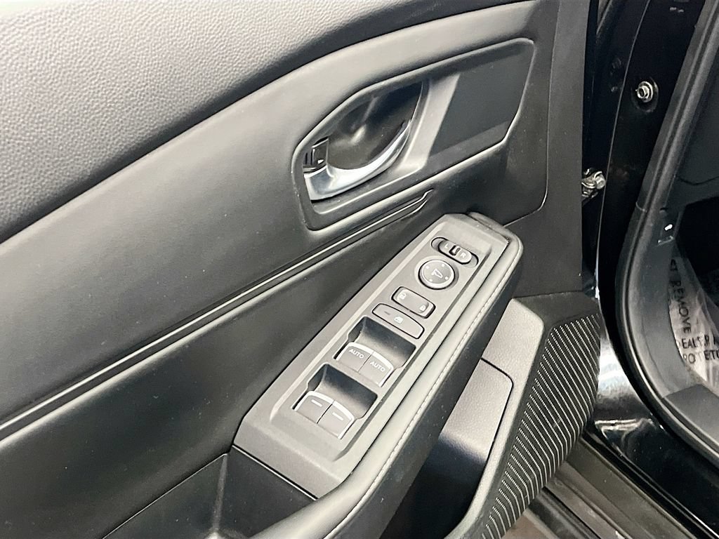 Used 2024 Honda Accord Sport image 17