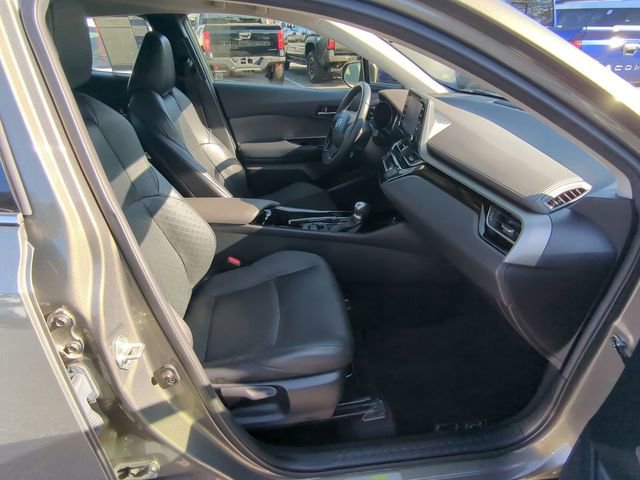 Used 2021 Toyota C-HR XLE image 43