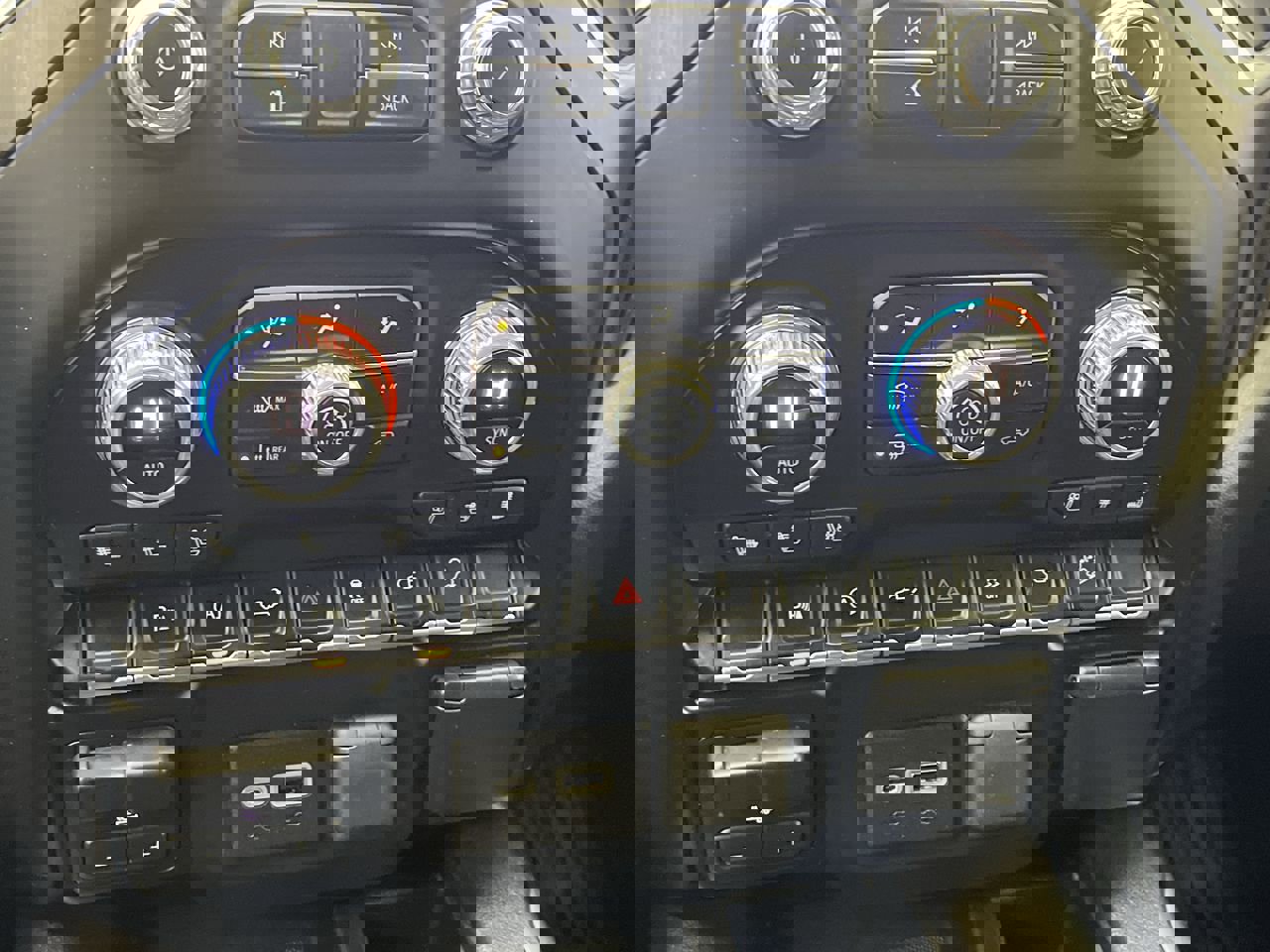 Used 2019 GMC Sierra 1500 AT4 image 22