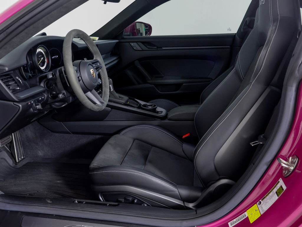 Certified 2024 Porsche 911 GT3 RWD image 5