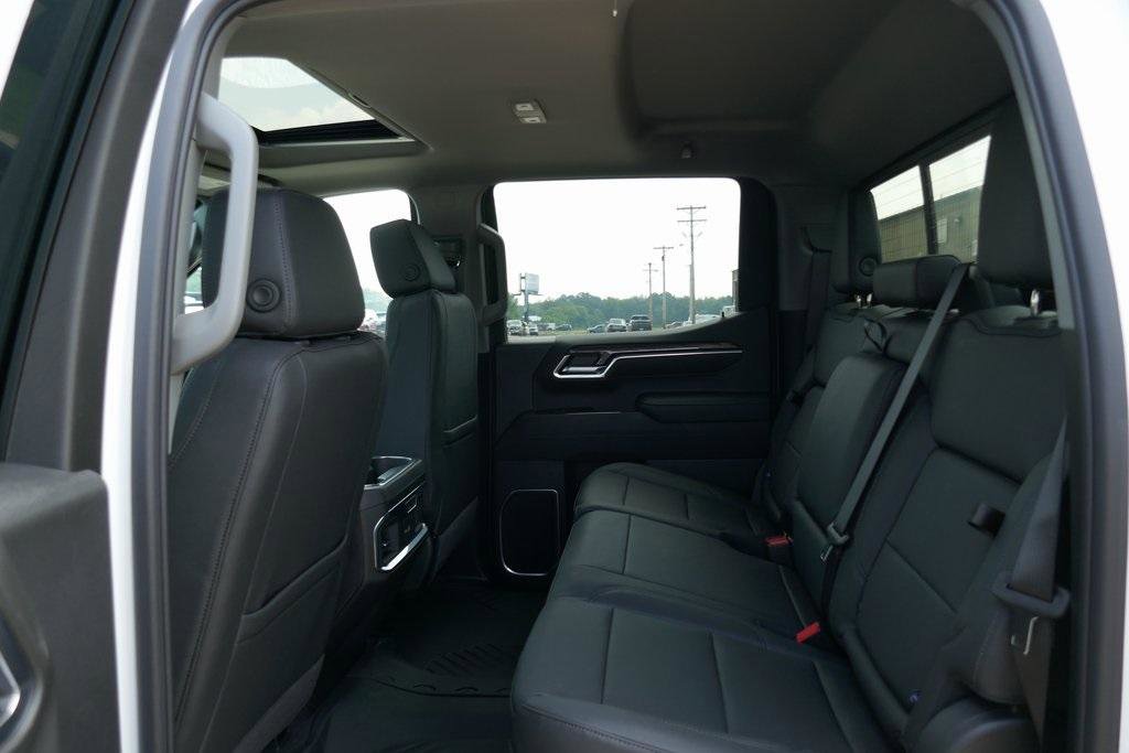 New 2026 Chevrolet Silverado 1500 LTZ w/ LTZ Premium Package image 12