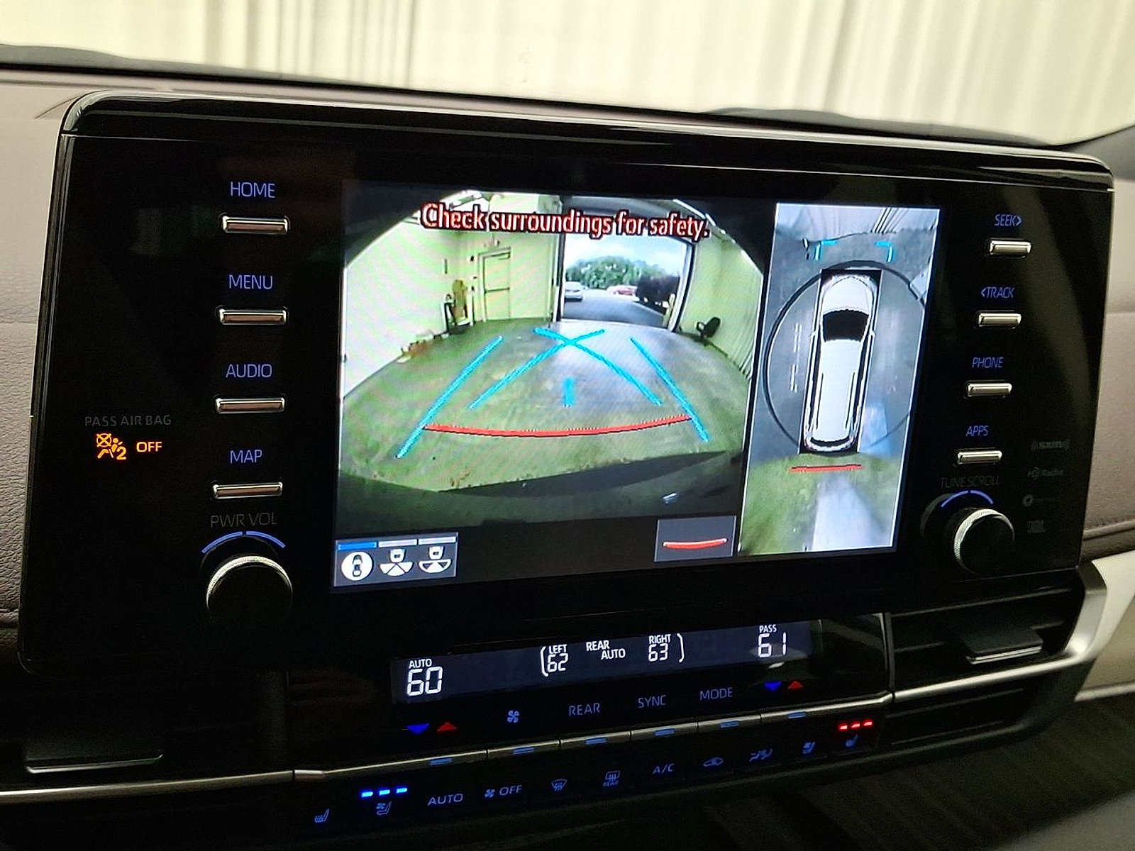 Certified 2023 Toyota Sienna Platinum AWD/4WD image 15