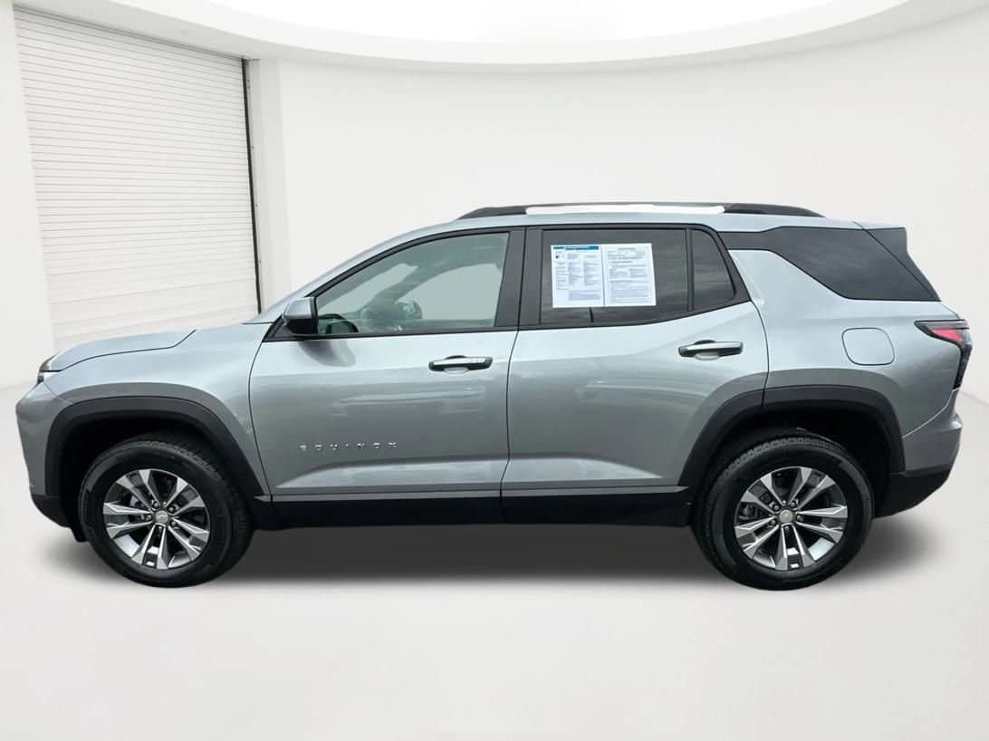 New 2026 Chevrolet Equinox LT w/ Convenience Package II image 8