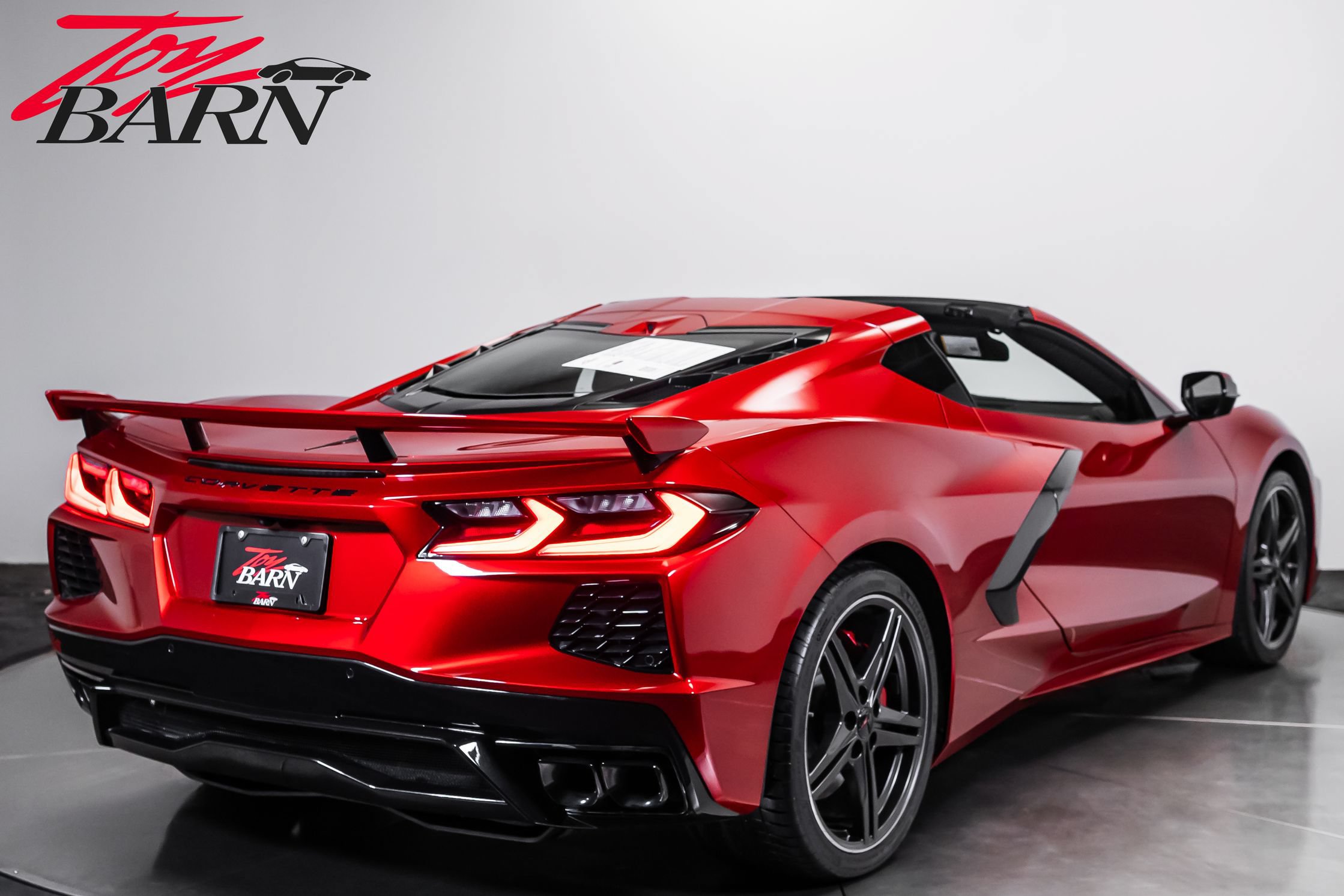 Used 2025 Chevrolet Corvette Stingray Preferred Cpe w/ Z51 Performance Package RWD image 5