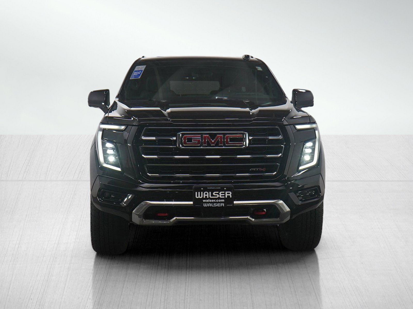 Used 2025 GMC Yukon XL AT4 w/ AT4 Premium Package image 8