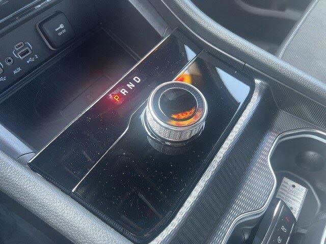 New 2025 Jeep Grand Cherokee Altitude image 11