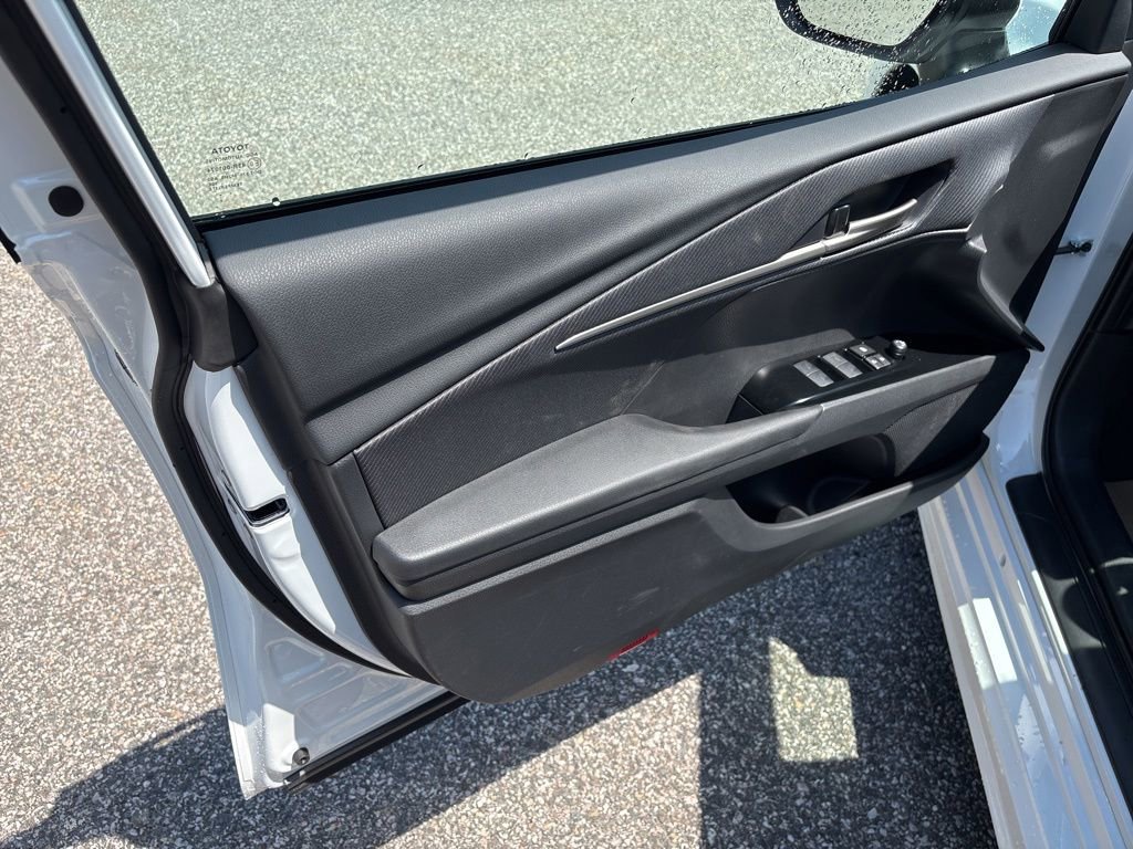 New 2026 Toyota Camry SE FWD image 12