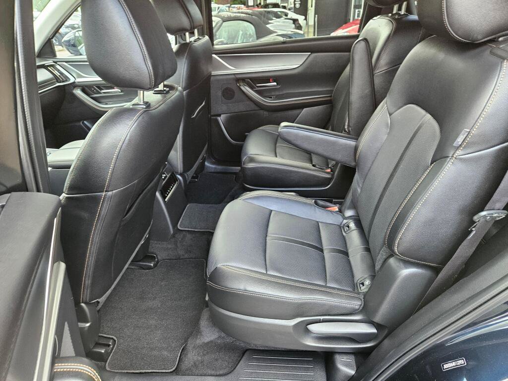 Certified 2024 MAZDA CX-90 Plug-In Hybrid w/ Preferred AWD/4WD image 14