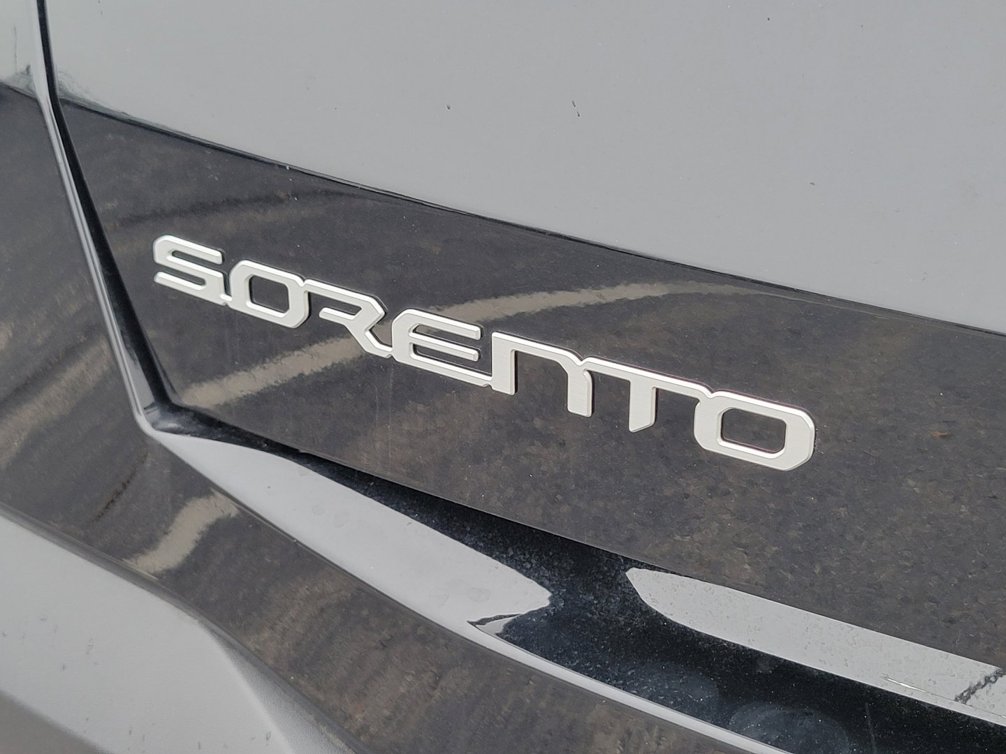 Used 2025 Kia Sorento LX image 5