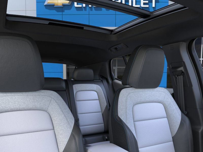 New 2026 Chevrolet Equinox EV LT w/ LPO, Blackout Package FWD image 25