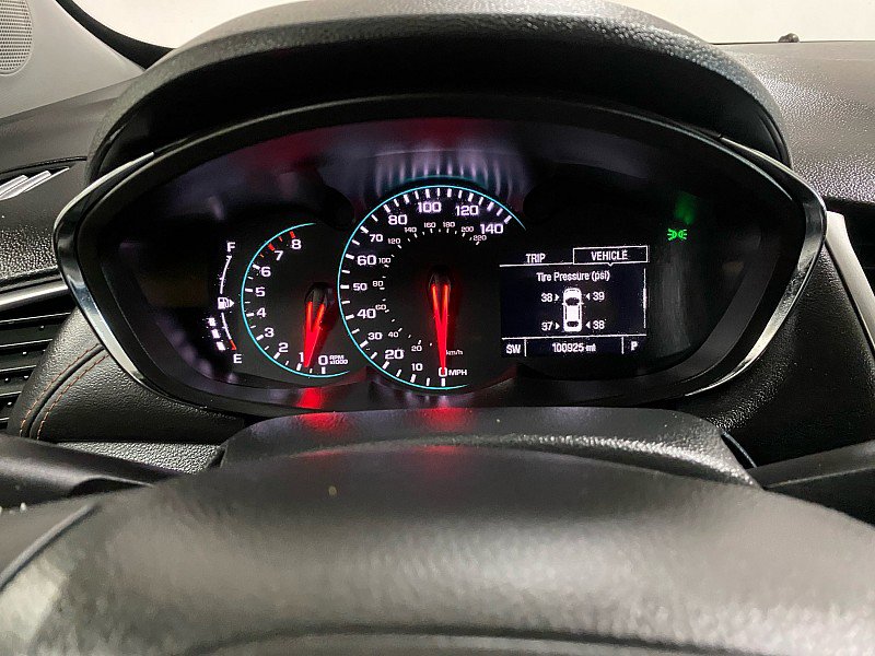 Used 2019 Chevrolet Trax LT w/ LT Convenience Package AWD/4WD image 18
