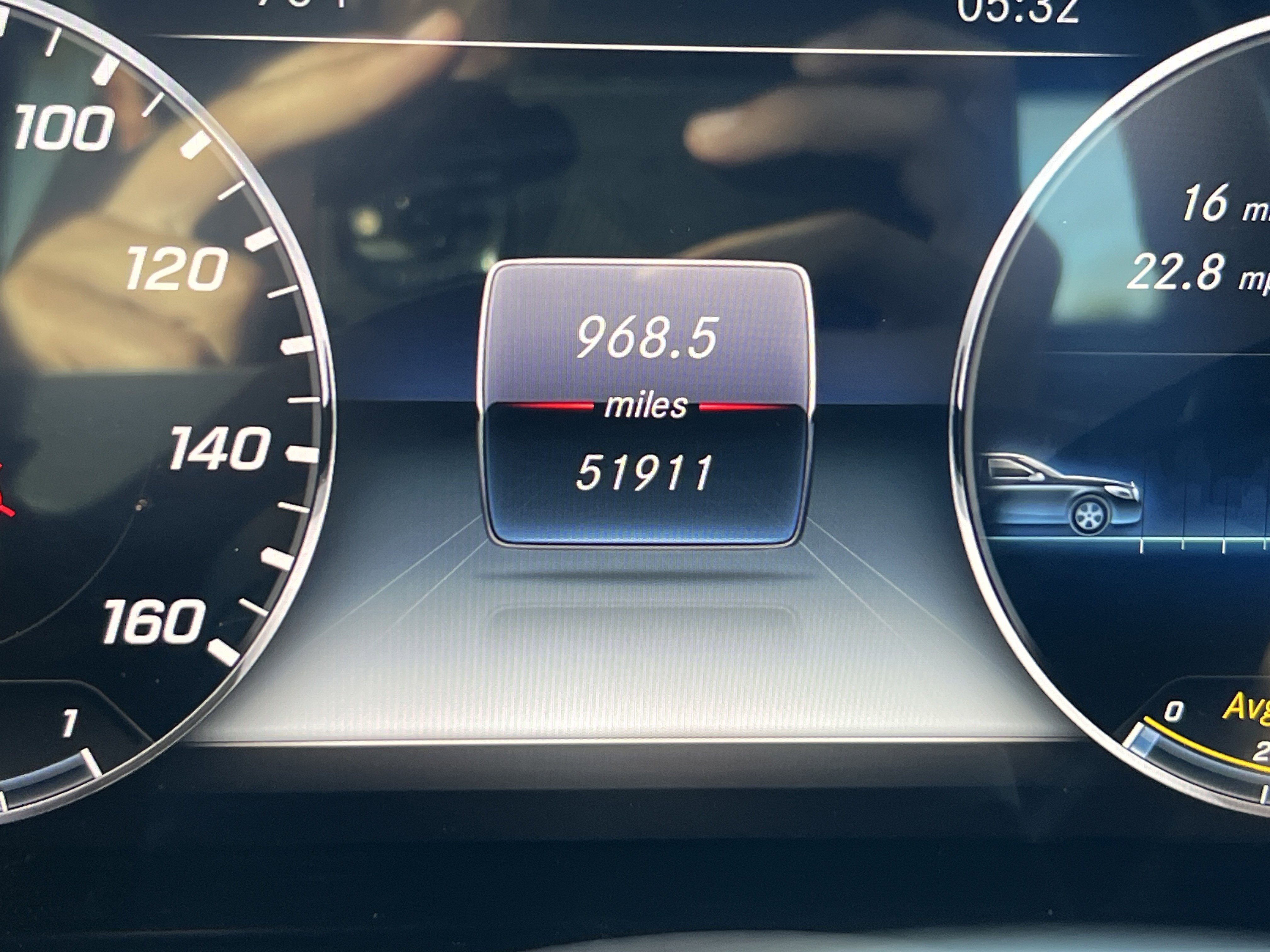 Used 2020 Mercedes-Benz E 350 4MATIC Sedan image 22
