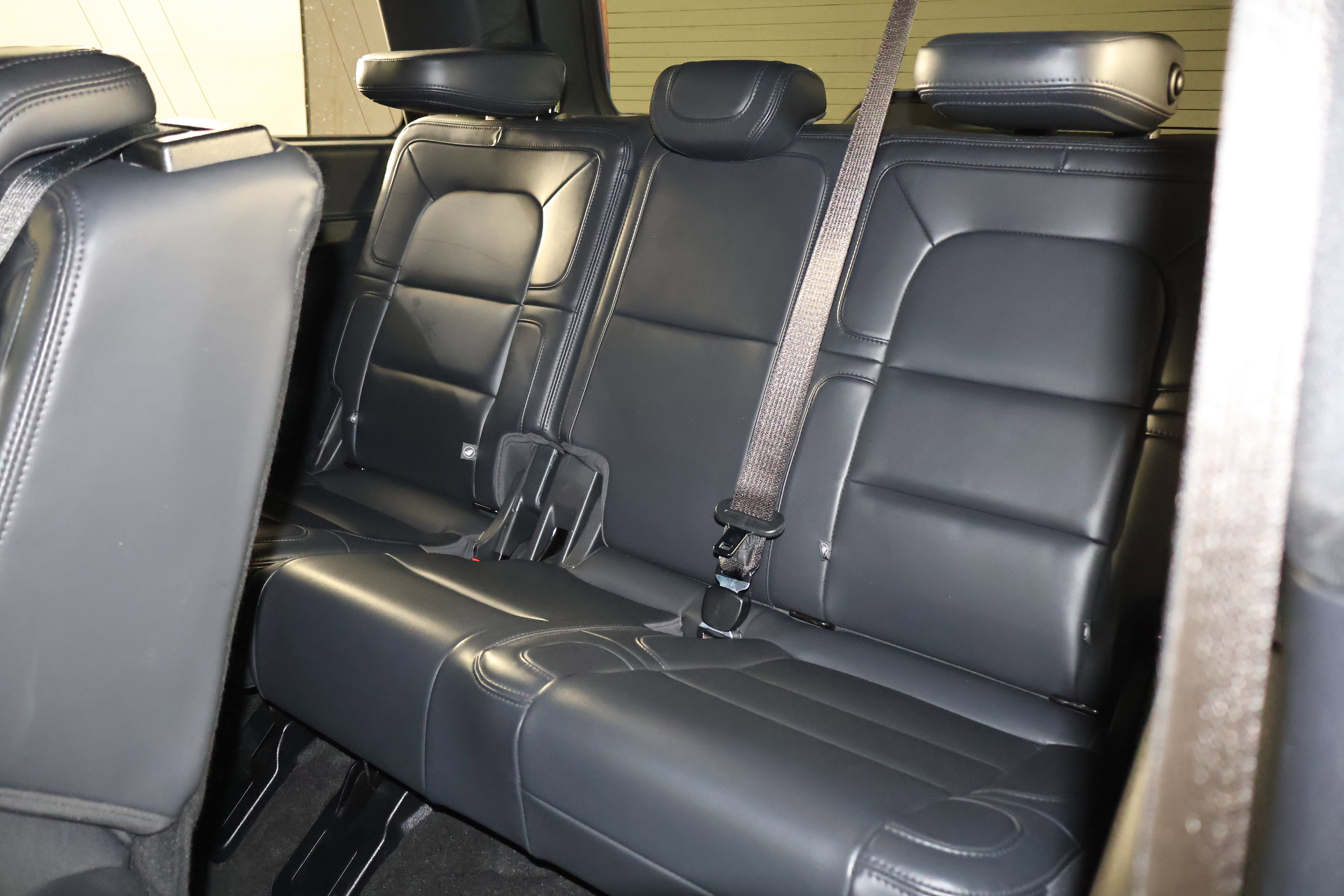 Used 2024 Lincoln Navigator Premiere image 53