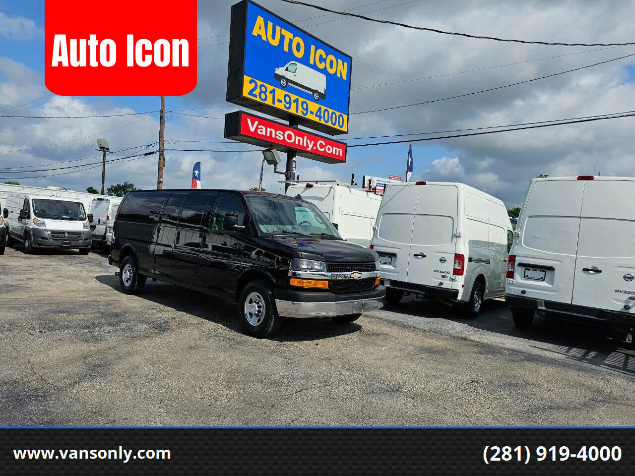 Used 2016 Chevrolet Express 3500 Extended image 1