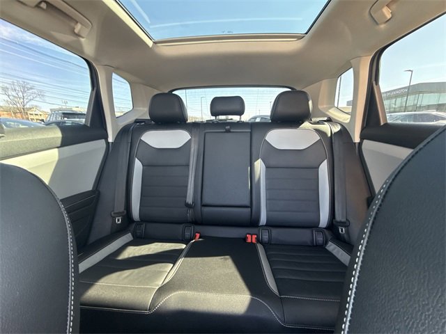 Used 2024 Volkswagen Taos SEL image 22