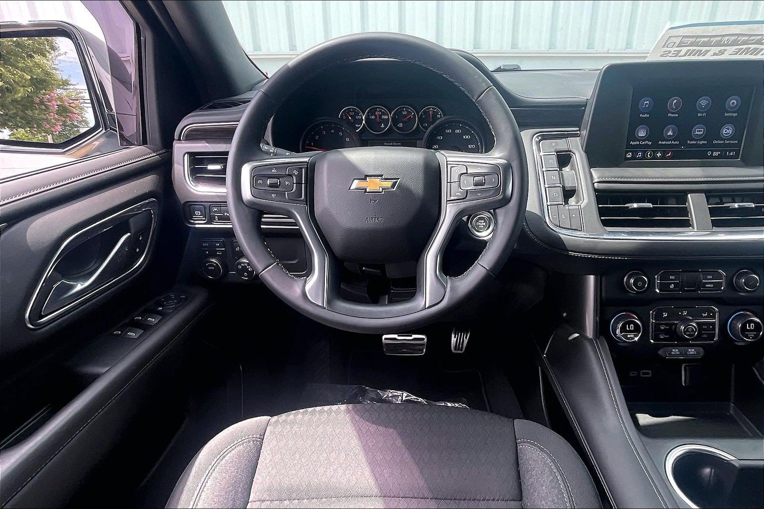 Used 2024 Chevrolet Tahoe LS AWD/4WD image 6