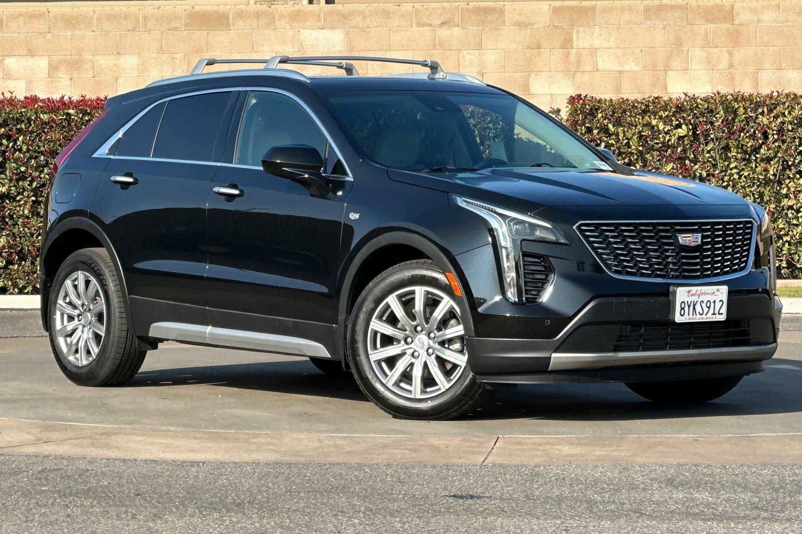 Used 2020 Cadillac XT4 Premium Luxury w/ Driver Awareness Package image 2